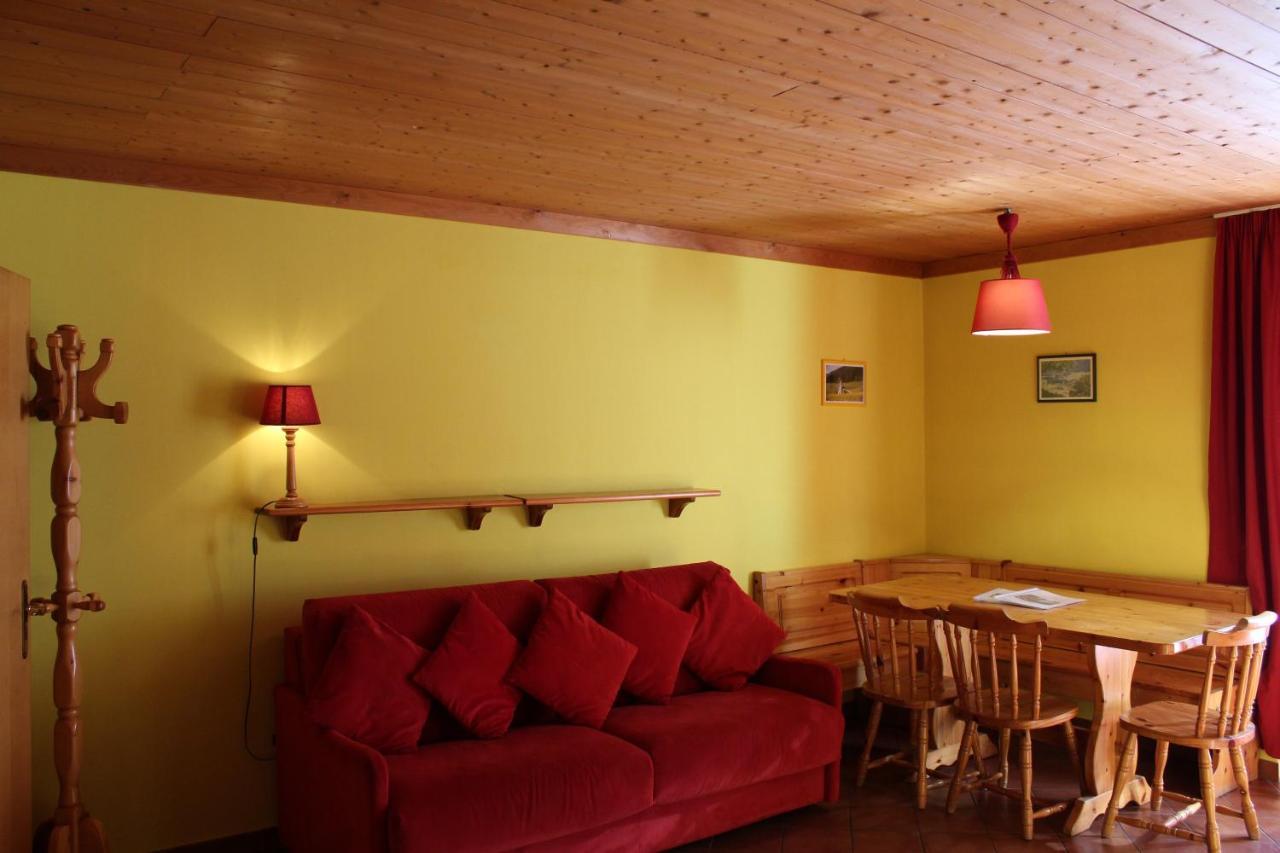 Aparthotel Residenze Sonnenschein Casa Rossa Villabassa Exterior foto